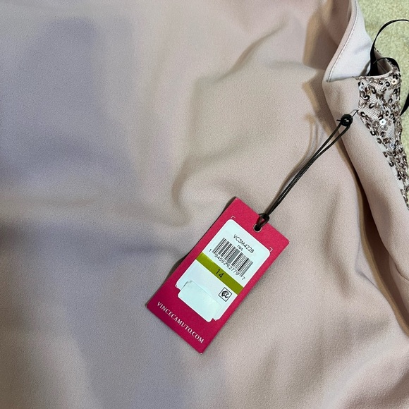 Vince Camuto Rose Colored Sequin Halter Column Gown NWT Size 14 - Picture 11 of 11